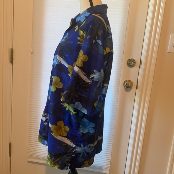 Sonoma Jean Co hibiscus floral button up - Picture 4 of 7